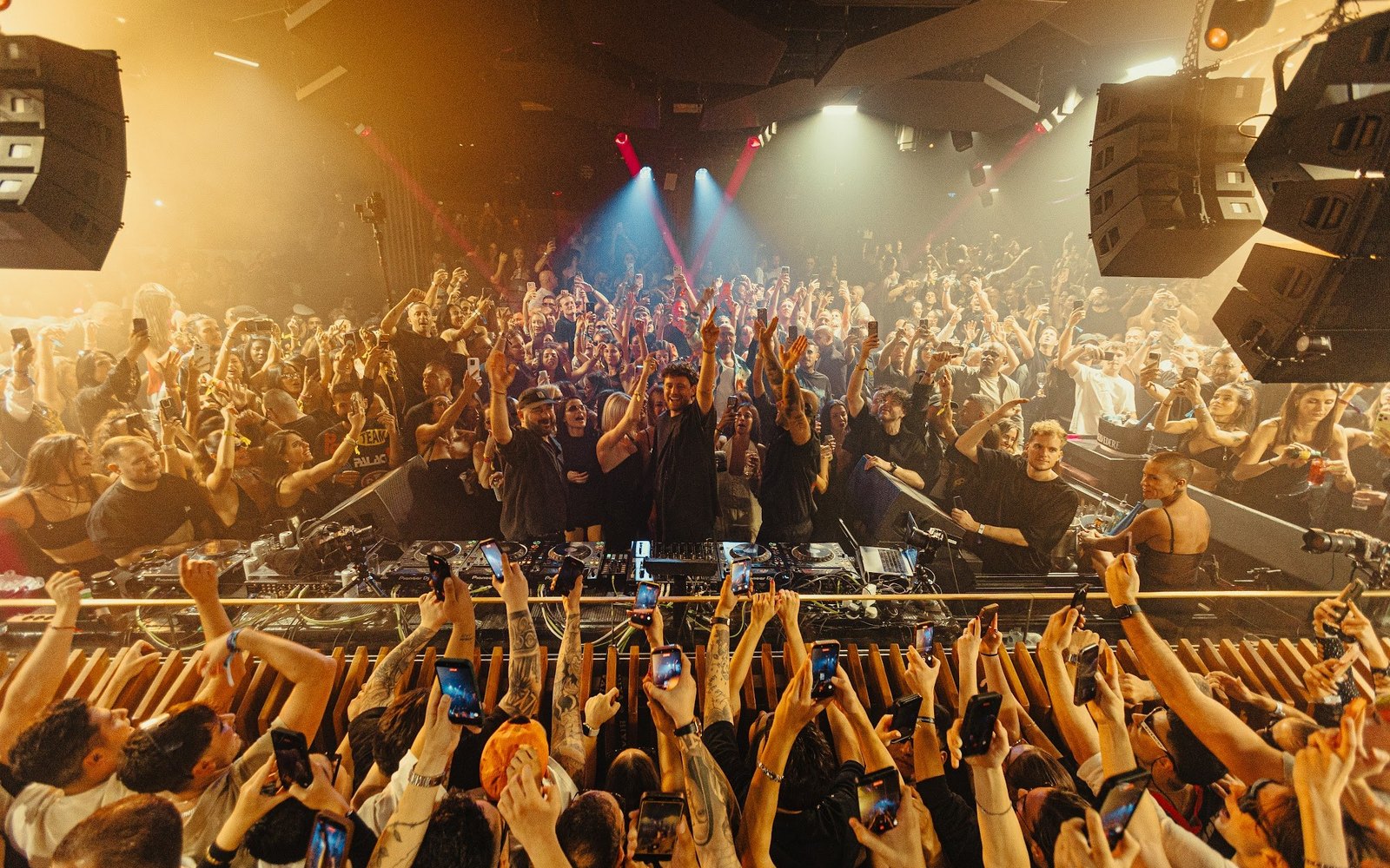 Así cerró Pacha Ibiza su temporada 2026: Anyma, Michael Bibi y Marco Carola, las sorpresas de sus closings