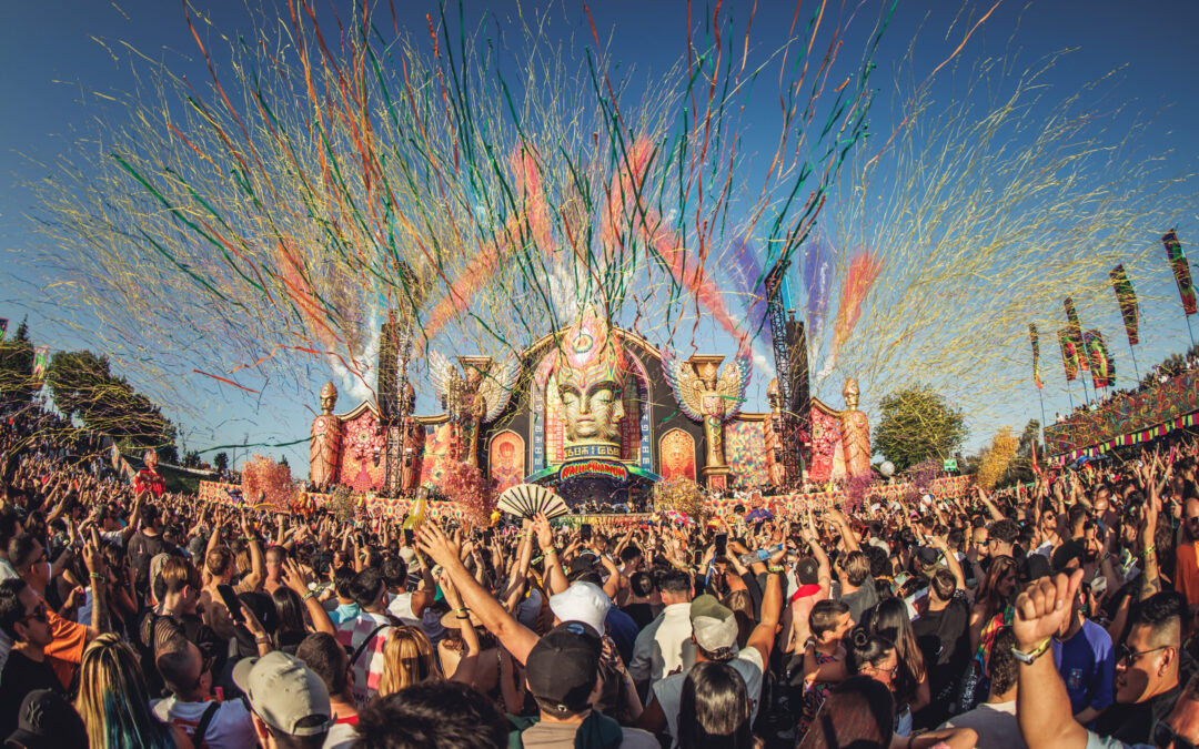 elrow Town transforma Madrid en una ciudad paralela sin precedentes