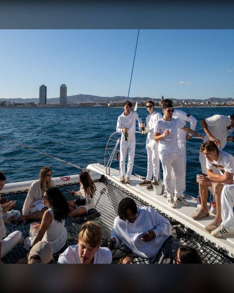 BOAT PARTY