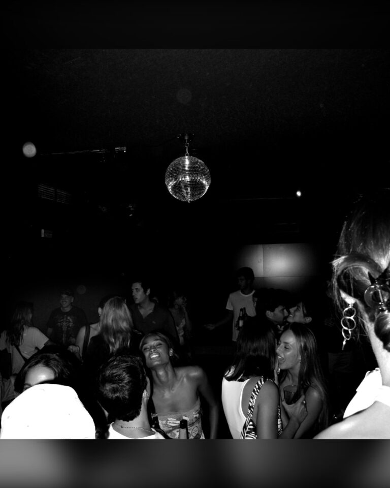 COHETE: G SPOT / DISCO BAR