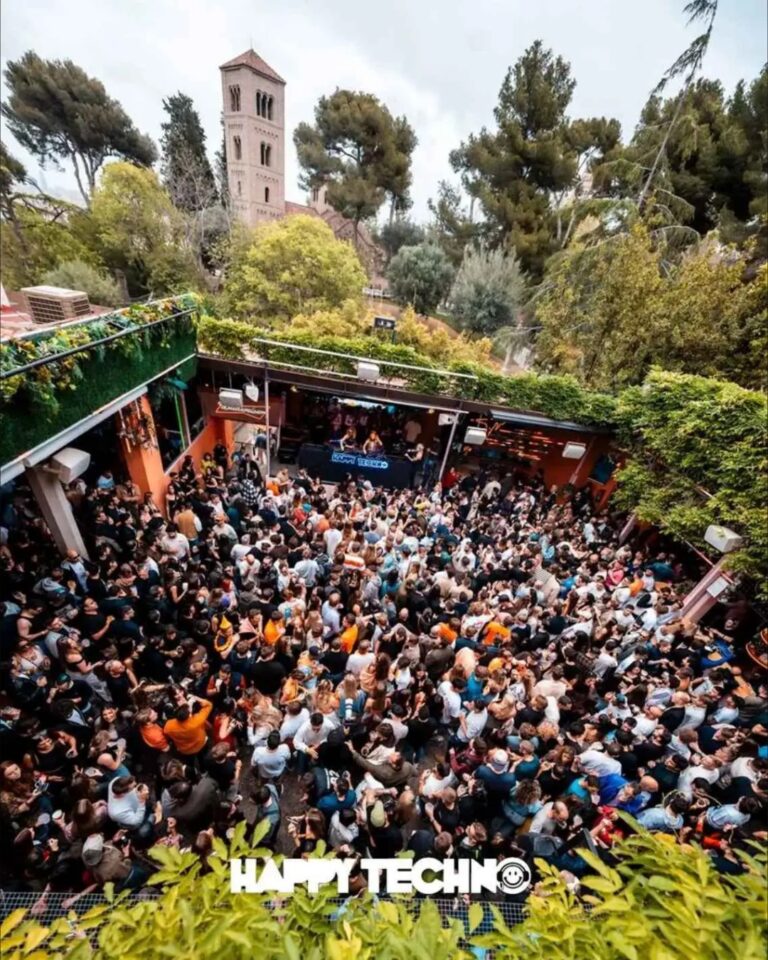 Happy Techno at La Terrrazza Barcelona – Open Air / Daytime