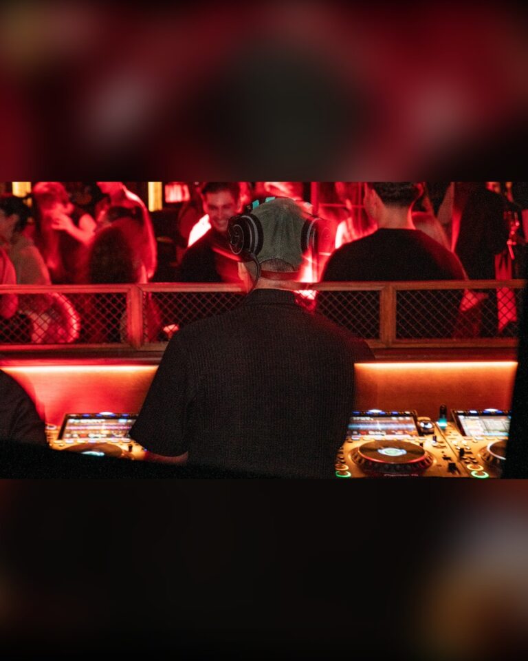 Slow Club