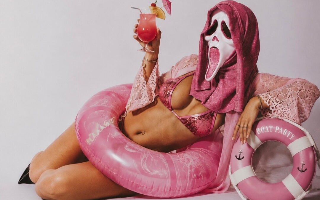 HALLOWEEN BOAT PARTY